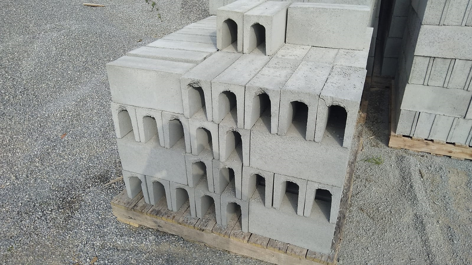 Blocos El Shaday | Galeria | Blocos de Concreto