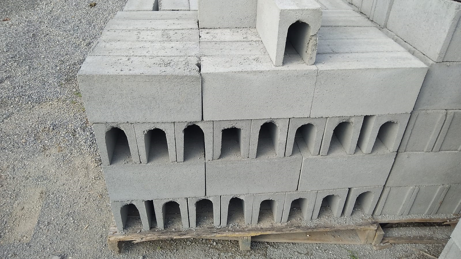 Blocos El Shaday | Galeria | Blocos de Concreto